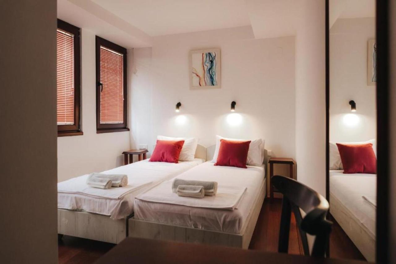 Hotel Castrum Skopje Luaran gambar